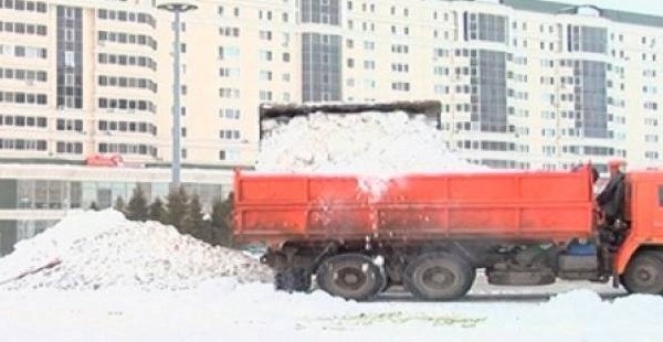 Мощный снегопад обернулся для стран СНГ транспортным коллапсом 