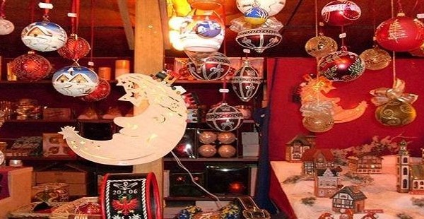 Немецкая Рождественская ярмарка  состоится на  территории Посольства Германии в Душанбе в  воскресенье, 8 декабря текущего года. Об этом НИАТ «Ховар» сообщили в Посольстве Германии в Таджикистане .