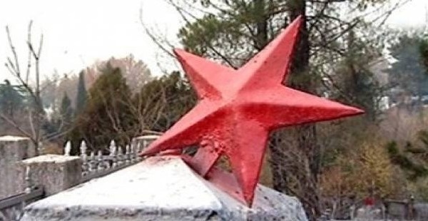 Отряд при 201-й базе в Таджикистане оберегает захоронения ВОВ 