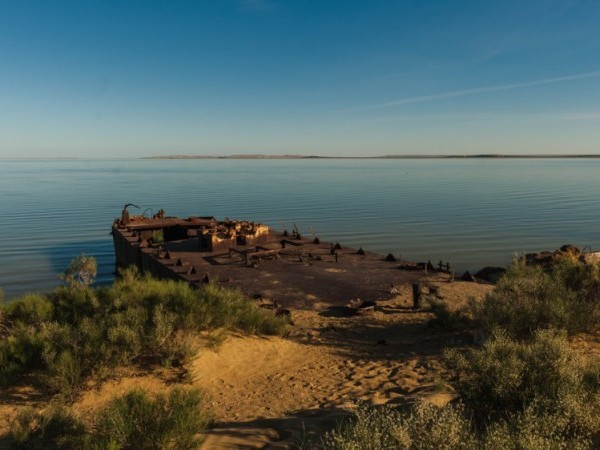 Объем воды в Аральском море увеличился в три раза