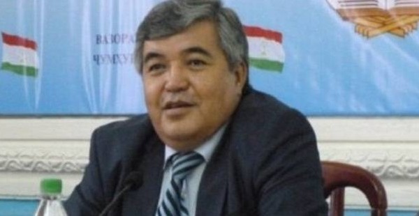 Алишер Солиев, директор «Агроинвестбанк»-а, был заменен Суюнхоном Рустамовым