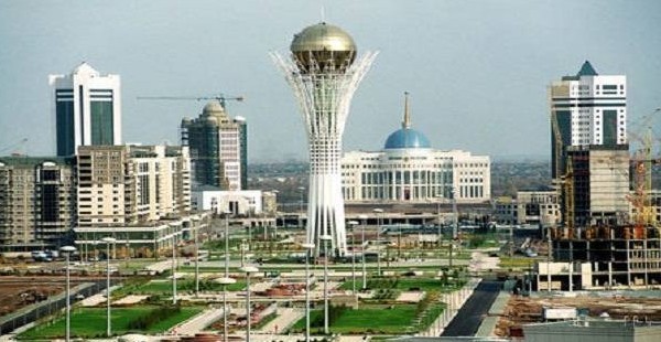 Глава МИД Таджикистана прибыл с официальным визитом в Казахстан