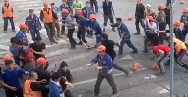Посольство РТ расследует драку мигрантов в Москве