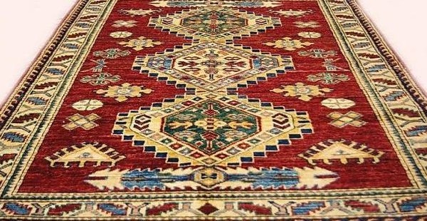 Ковры ручной работы из козьей и овечьей шерсти начали ткать в Истаравшане