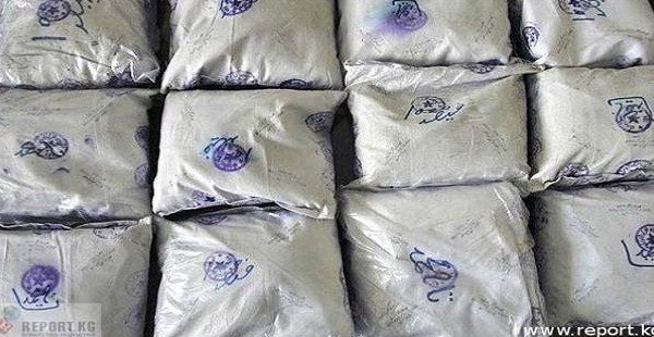 ФФТ подарила мячи для проведения детских футбольных турниров