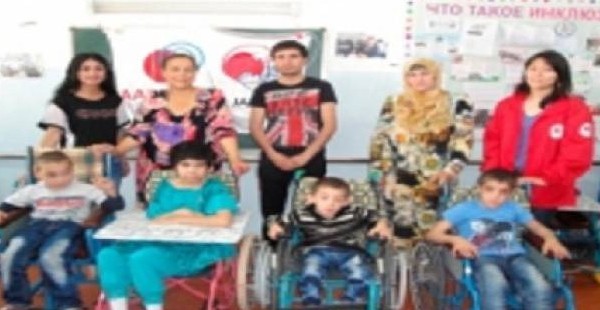Ассоциация помощи и поддержки Японии помогла таджикским школьникам с особыми нуждами