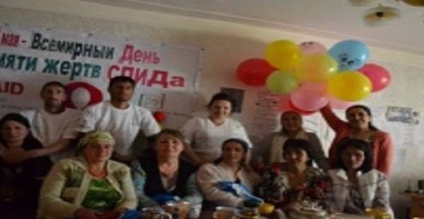 В Таджикистане почтили память людей, умерших от СПИДа