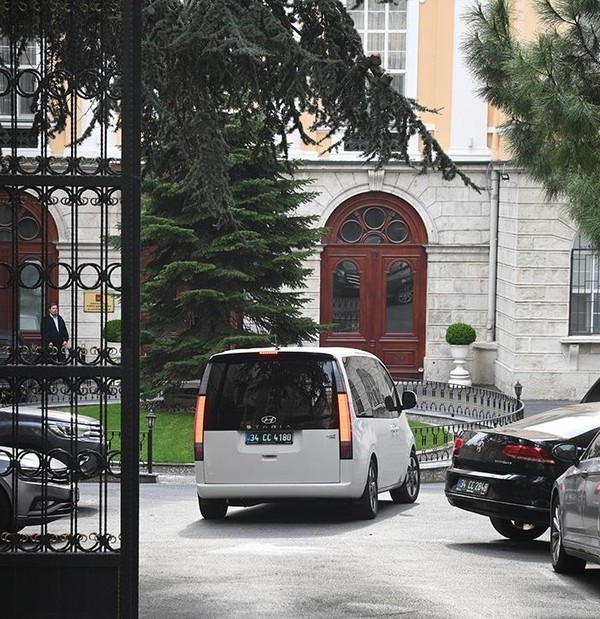 В Стамбуле стартовал новый раунд закрытых переговоров России и США  