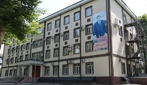 Мақомоти тоҷик як зан бо 6 кӯдакашро аз Русия ба Тоҷикистон оварданд