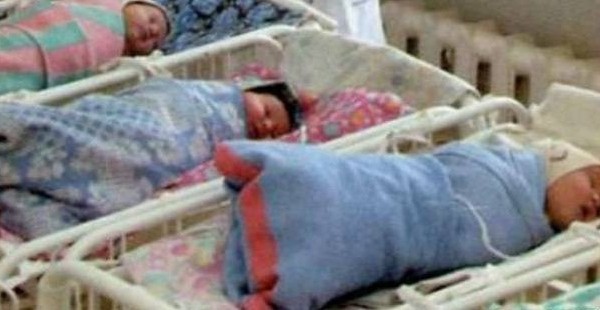 Роженица из Таджикистана «застряла» в Алматинском роддоме