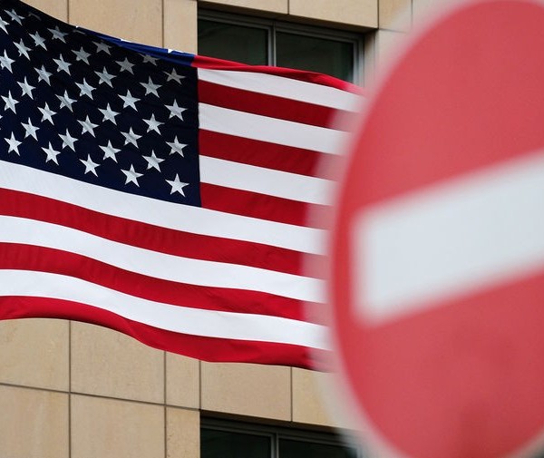 США предложили снять санкции с Москвы в обмен на прекращение огня в Украине
