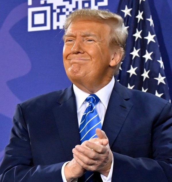 Трамп в день выборов призвал канадцев присоединиться к США  