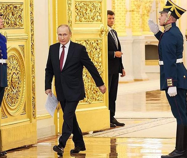Кремл: Владимир Путин рӯзҳои наздик ба Теҳрон сафар мекунад