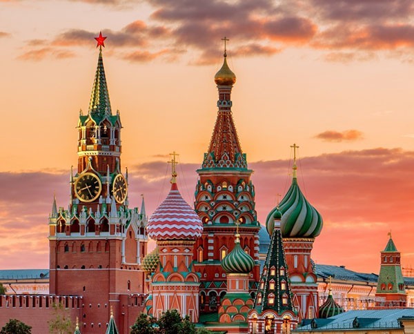 Роҳбари ҳукумати расмии Яман дар Русия бо Путин дидор макунад