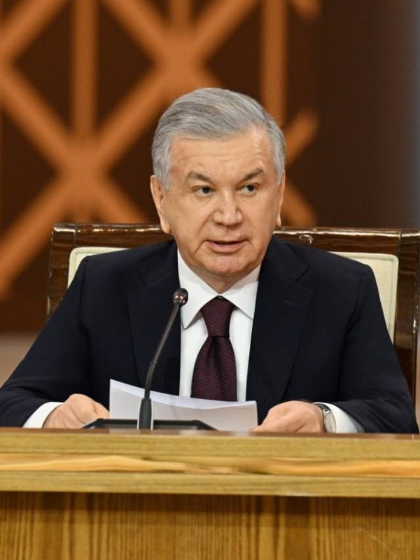 Шавкат Мирзиёев пешниҳод кард, ки клуби тиҷоратии Осиёи Марказӣ ва Италия таъсис дода шавад