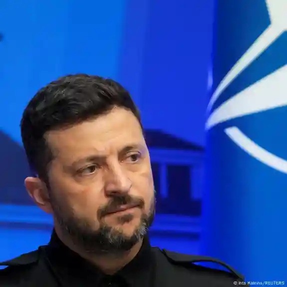 Зеленский: «Россия показывает средний палец всему миру»