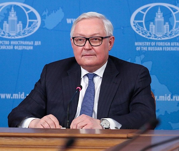 Рябков: “Русия мухолифи ҳамла ба муассисаҳои атомии Эрон аст”