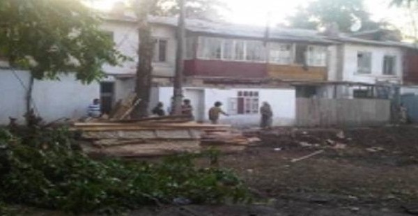 В Гиссаре жители нескольких домов остались без элементарных условий жизни