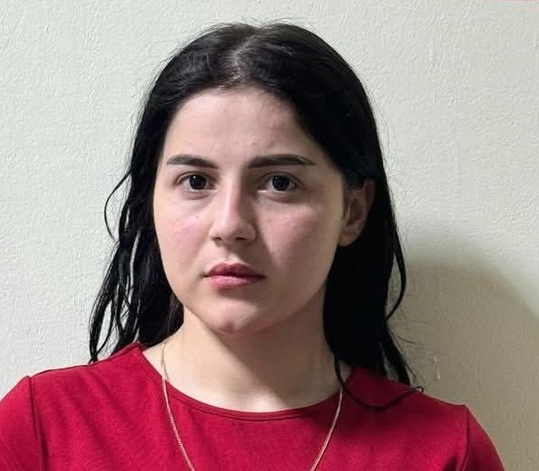 Иффату покдомании зани тоҷикро паст мезад. Боздошти фаъоли шабакаҳои иҷтимоӣ