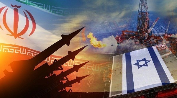 Вокунишҳо. “Исроил Амрикоро ба ҷанги Эрон кашид”. Эрон гулугоҳи Ҳурмузро мебандад ва ба пойгоҳ ва киштиҳои Амрико ҳамла мекунад 