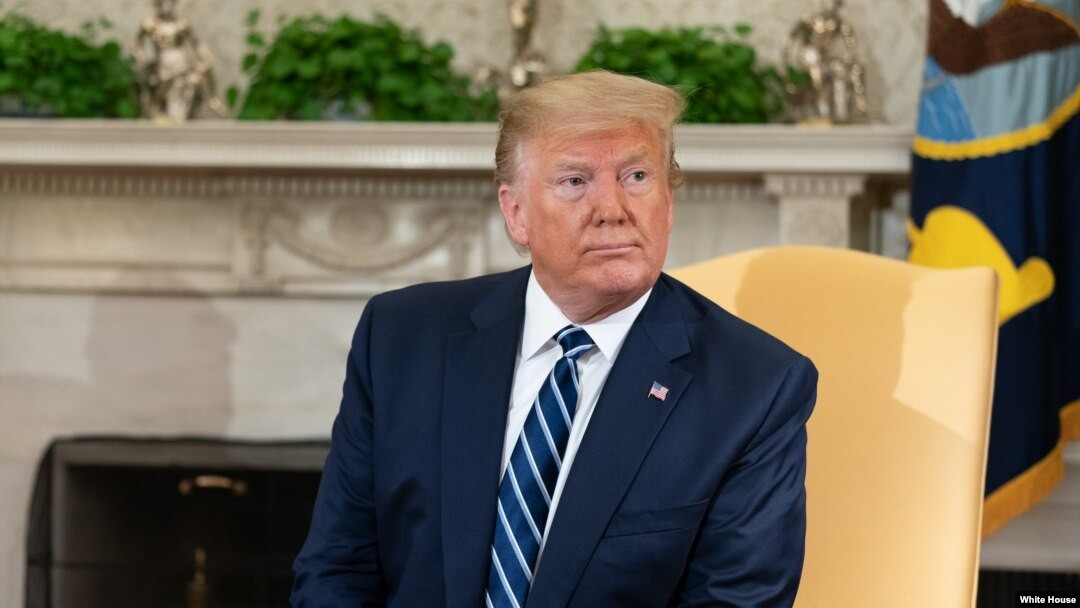 Эҳсоси пирӯзии Хоманаӣ Трампро ба хашм овард. Трамп гуфт, эҳтимоли бомбаборони дубораи Эронро баррасӣ мекунад