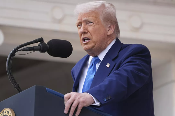 Белый дом подтвердил контакты с Ираном без участия Трампа 
