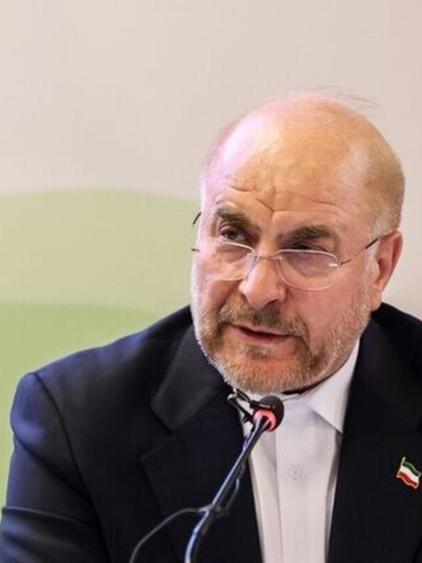 Раиси парлумони Эрон: “Дар ҷанги 12-рӯза осмону заминро бар сари душман хароб кардем”