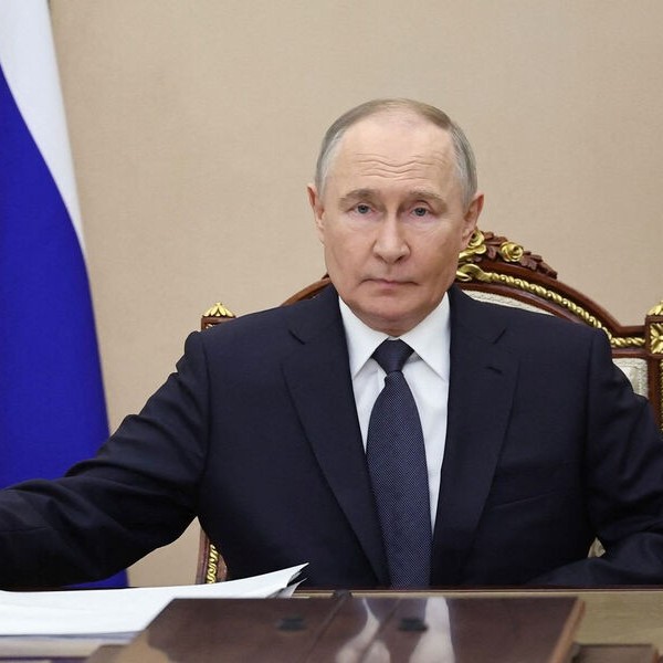 “Путин нақшаи тамоси телефонӣ бо роҳбарони Толибонро надорад”