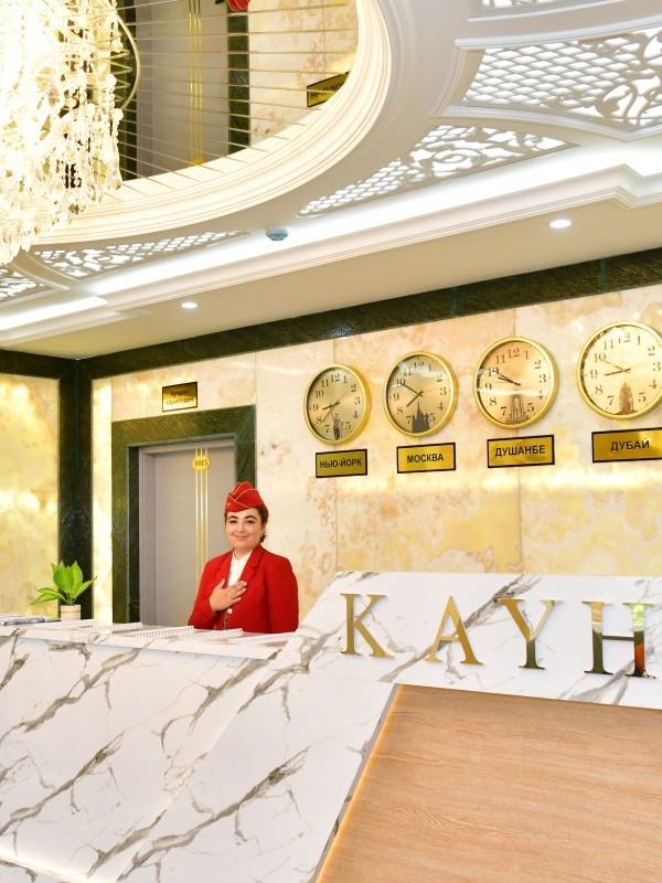 Эмомали Рахмон открыл гостиничный комплекс «Кайхон» в Худжанде