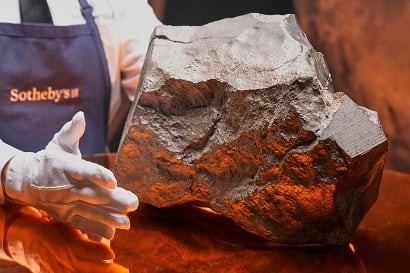 Крупнейший марсианский метеорит могут продать за 4 млн долларов