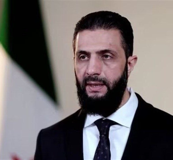 Ҷанҷоли нав дар Сурия. Ҷӯлонӣ бо аъзои хонаводааш аз Димишқ фирор кардааст