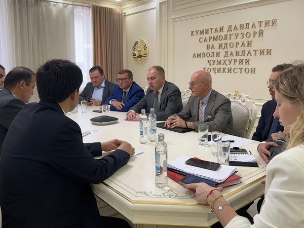 Таджикистан и Россия договорились о создании совместного промышленного парка в Душанбе 