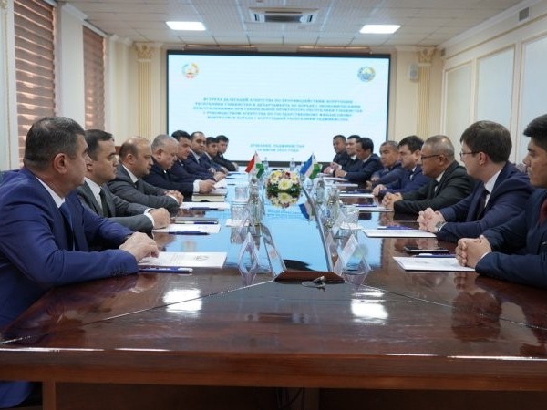 Тоҷикистон ва Ӯзбекистон бо фасод мубориза мебаранд