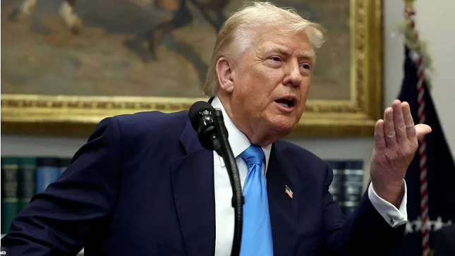 Трамп сообщил, что две атомные подлодки США находятся 