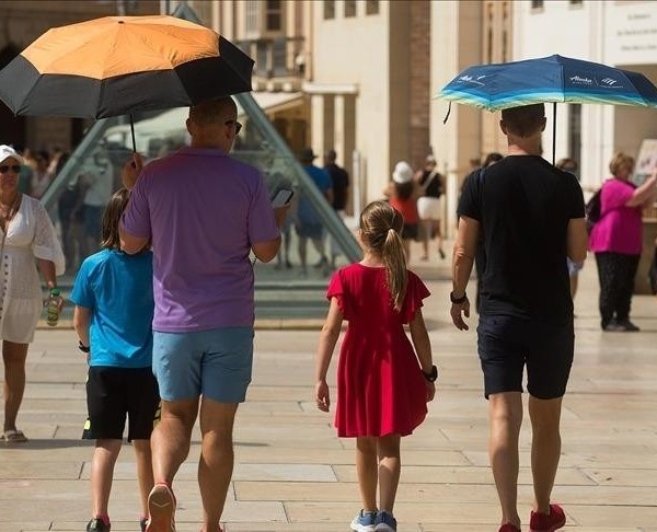 В Испании из-за сильной жары в июле погибли свыше 1 тыс. человек 
