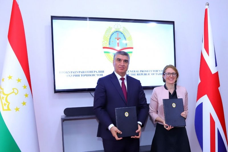Таджикистан и Великобритания подписали меморандум о сотрудничестве в сфере безопасности 