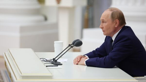 Путин провел совещание по итогам российско-американских переговоров