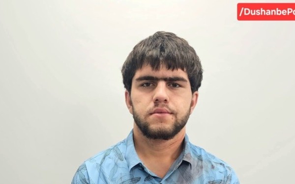 Юноша в состоянии наркотического опьянения устроил дебош на улице в Душанбе 