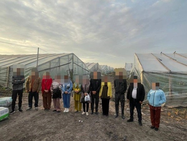 В Украине 13 граждан Узбекистана удерживали в рабстве