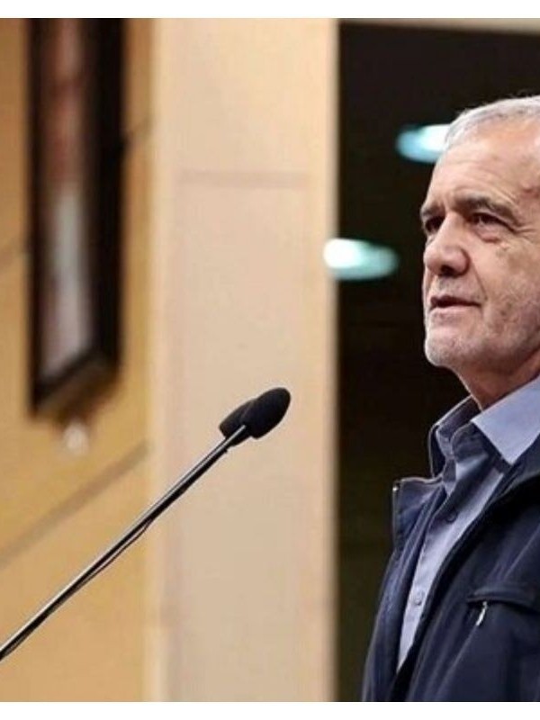 Президенти Эрон: “Ба зону даровардани Эрон ва мардуми он фақат як хобу хаёл аст”