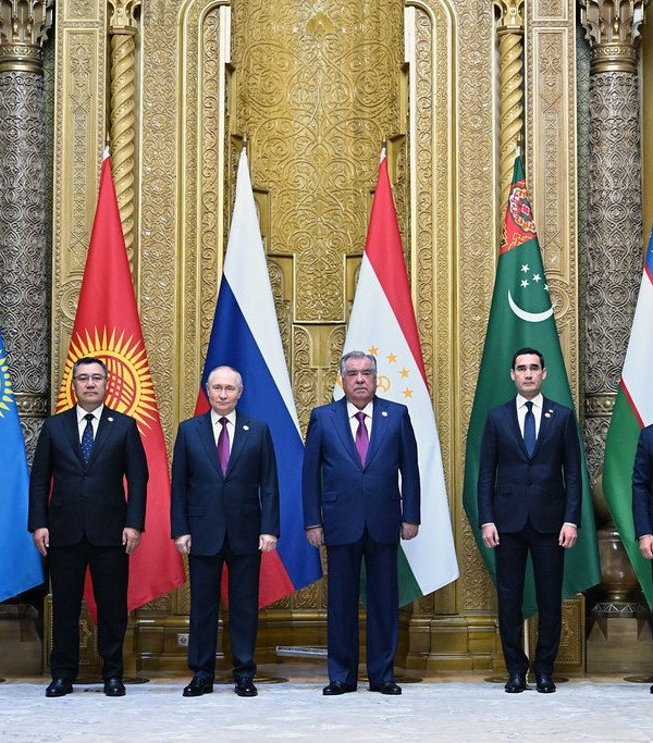Сарони кишварҳо дар аввалин нишасти Ҳамоиши Осиёи Марказӣ - Русия дар шаҳри Душанбе ширкат намуданд
