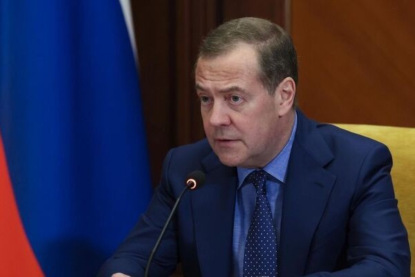 Медведев: при поставках Tomahawk пуски будут осуществлять США, а не Украина 