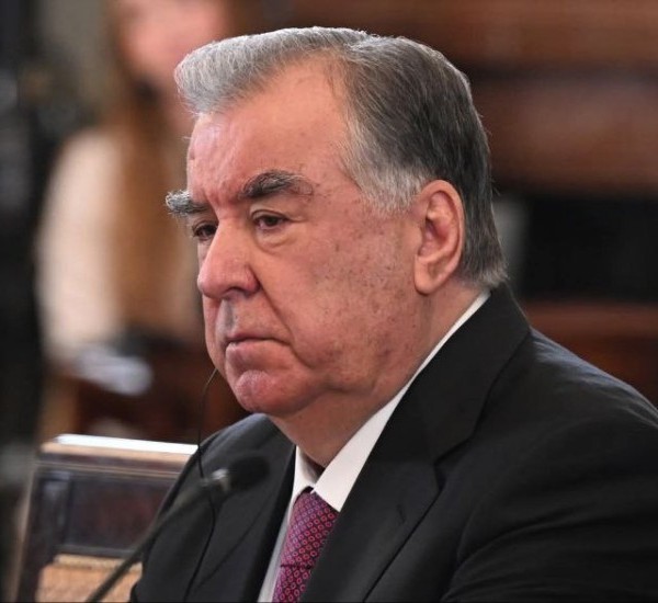 Эмомалӣ Раҳмон: “Сулҳу субот ва амнияти пойдор заминаи бунёдии робитаҳои иқтисодиву тиҷоратӣ аст”