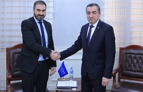 Вохӯрии Фаррух Ҳамрализода бо роҳбари IOM дар Тоҷикистон Виктор Лутенко