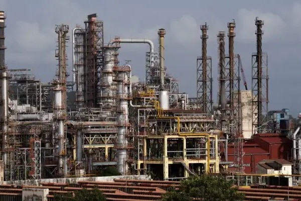 США сняли санкции с российской нефти из-за войны в Иране. Пока только для Индии и временно