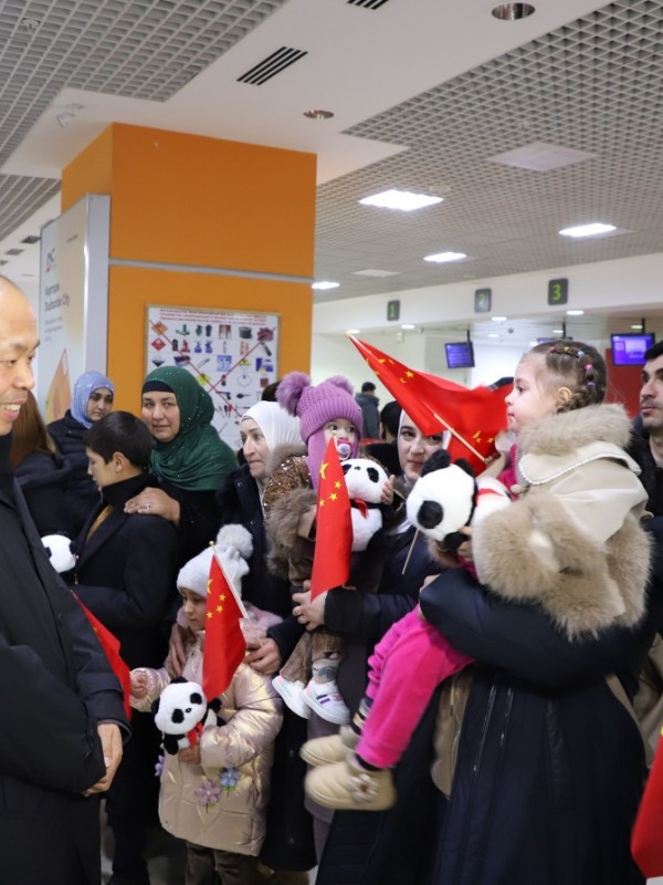 10 детей из Таджикистана бесплатно прооперируют в Китае