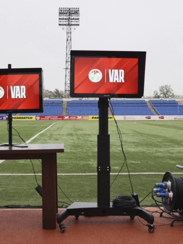 Лигаи футболи Тоҷикистон системаи VAR ва технологияи хати офсайди виртуалӣ харид