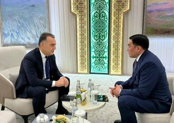 Таджикистан и Казахстан обсудили импорт и экспорт электроэнергии