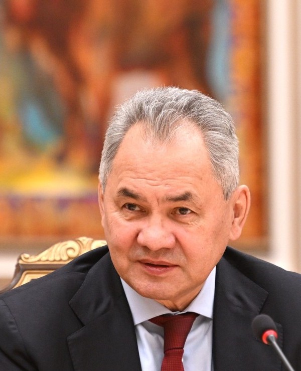 Сергей Шойгу: “Аз 18 то 23 ҳазор ҷангҷӯи мусаллаҳ дар Афғонистон фаъолият доранд”