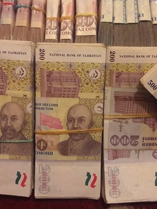 Тасарруфи беш аз миллион сомонӣ. Сармуҳосиб ва муҳосиби як институти Академияи миллии илмҳо боздошт шуданд